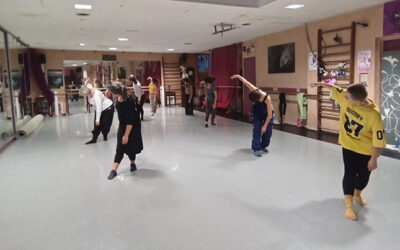 Stage mensuel danse contemporaine le 8 mars 2025 à Gap : inscrivez-vous!